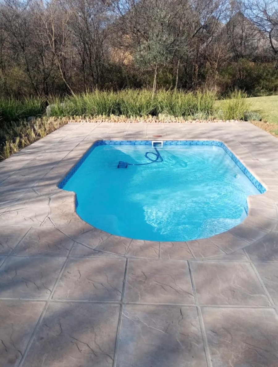 4 Bedroom Property for Sale in Boschenvaal River Front Lodges Free State